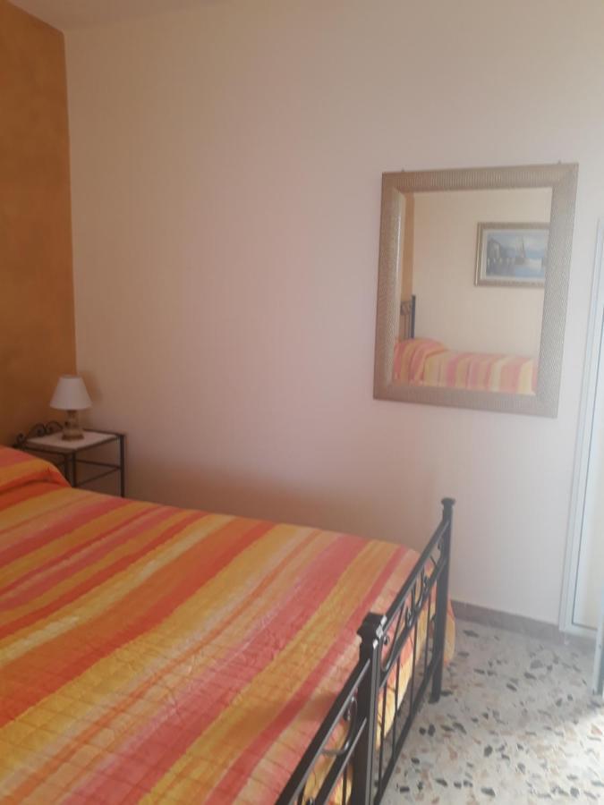 카스텔사르도 L'Antico Faro B&B 외부 사진