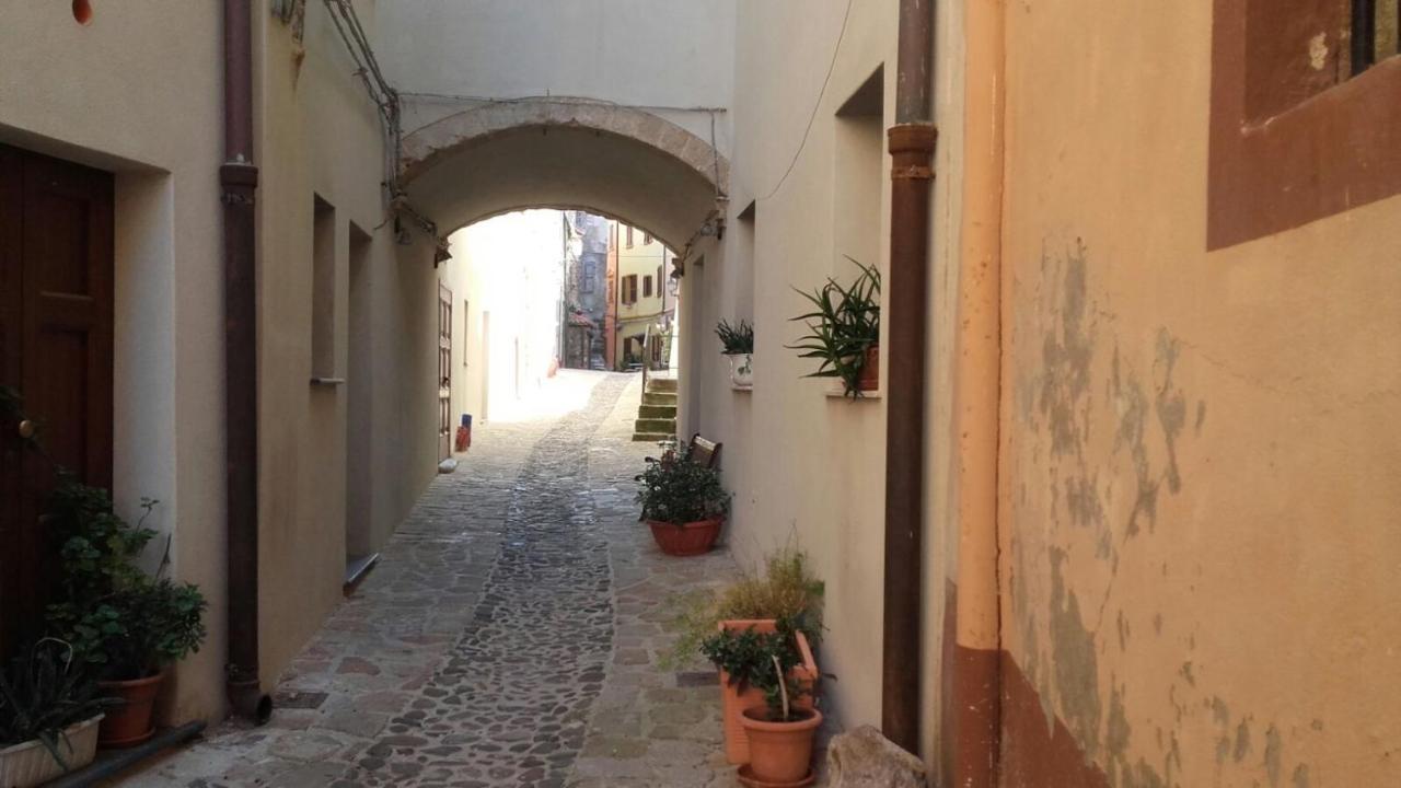 카스텔사르도 L'Antico Faro B&B 외부 사진