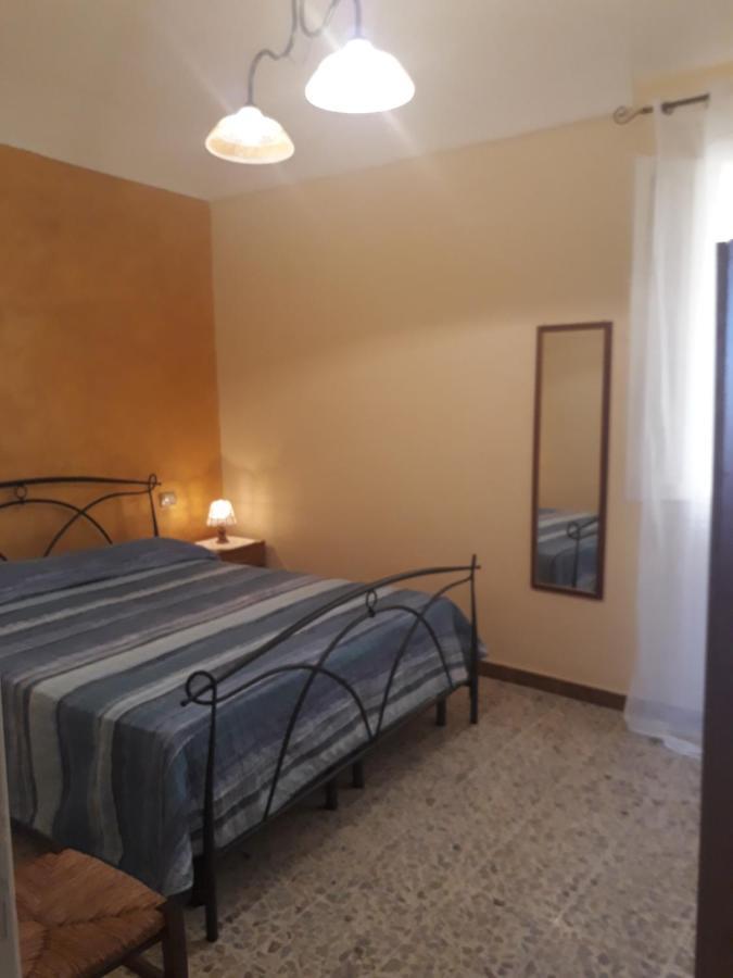 카스텔사르도 L'Antico Faro B&B 외부 사진