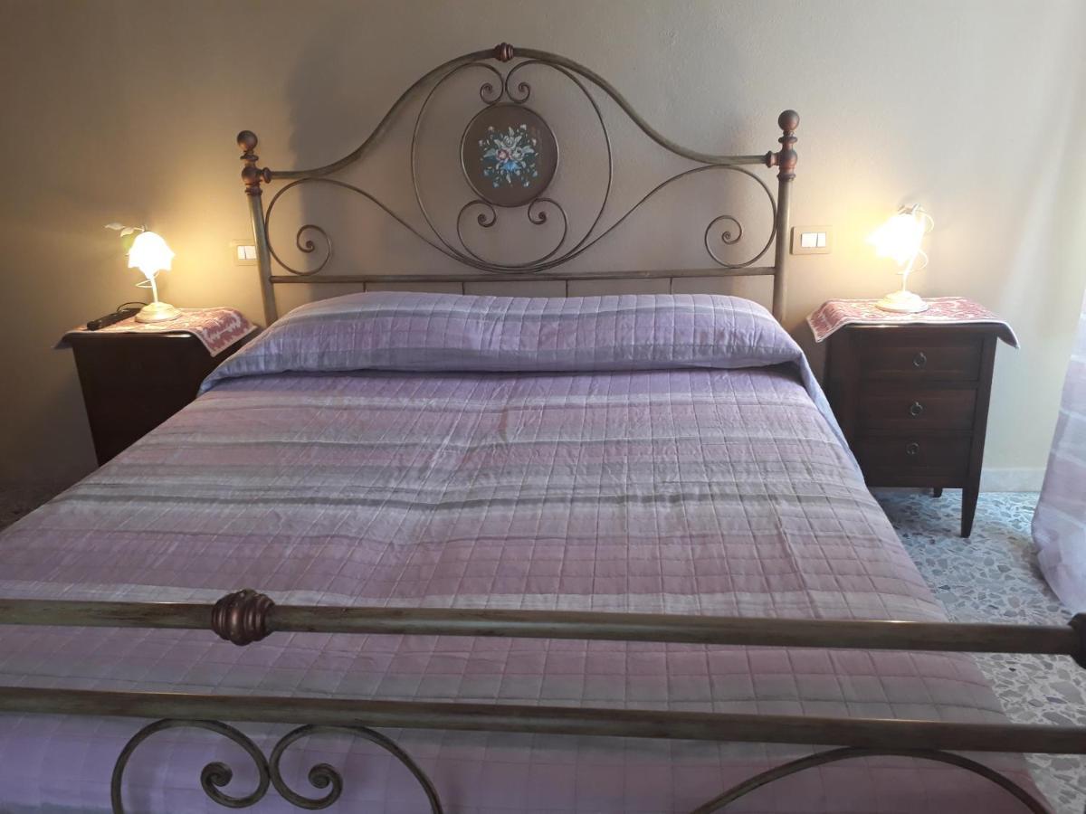 카스텔사르도 L'Antico Faro B&B 외부 사진